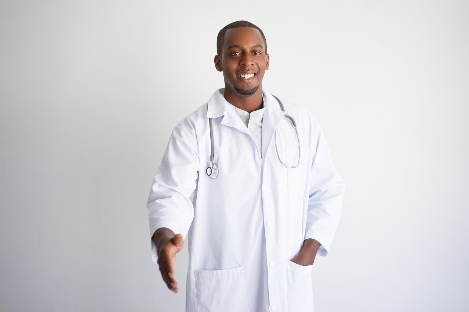 Healthcare professional representing Hospitals & Clinics